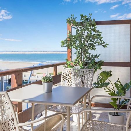 Effie'S Cozy Beach Front Apartment Rethymno Exteriör bild